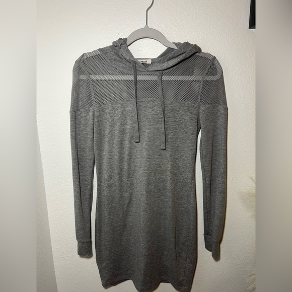 Garage Dresses & Skirts - Garage Women’s Gray Hooded Sweater Dress, Size Medium